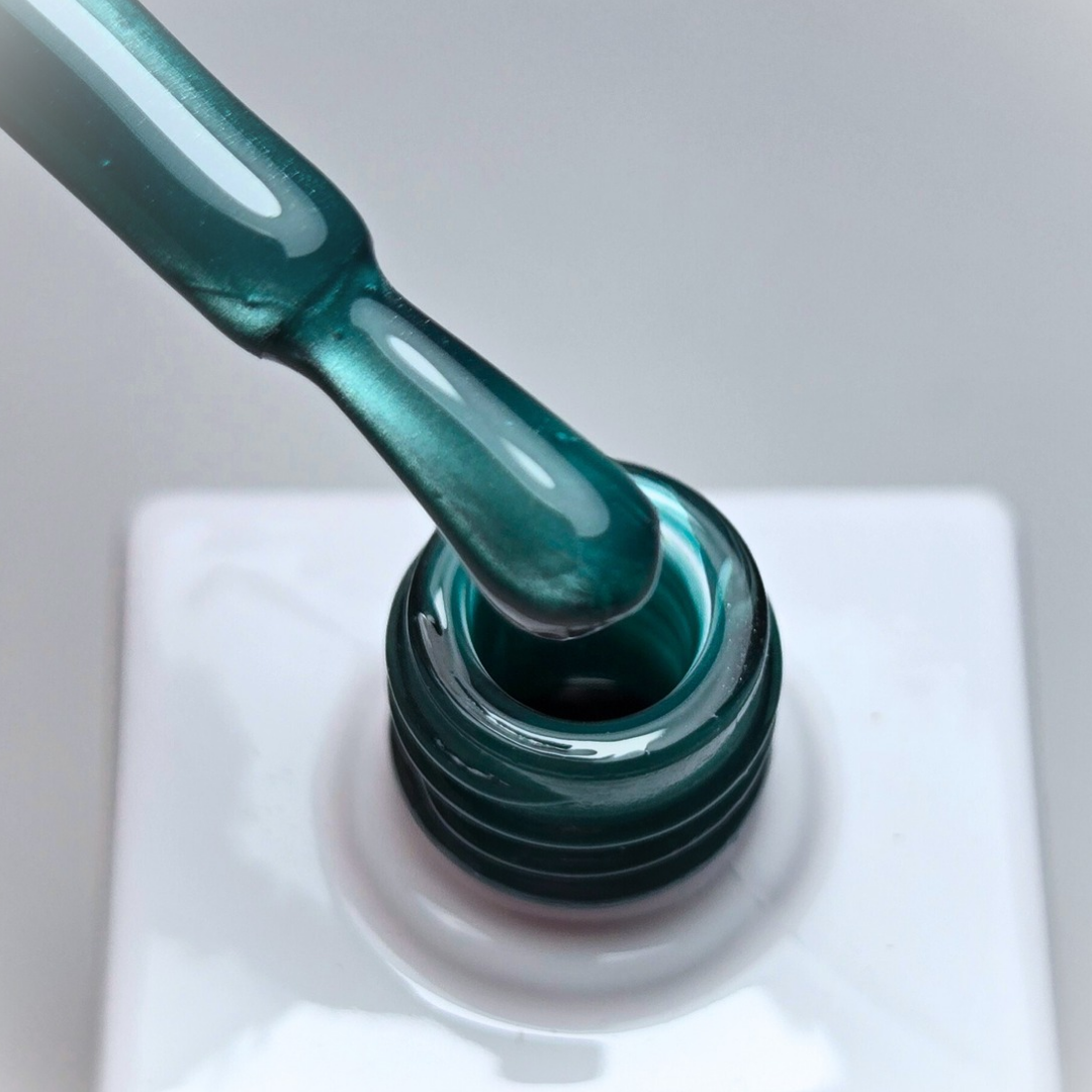 AQUA SATIN CAT EYE