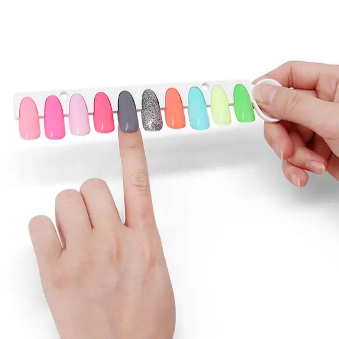 NAIL COLOR DISPLAY