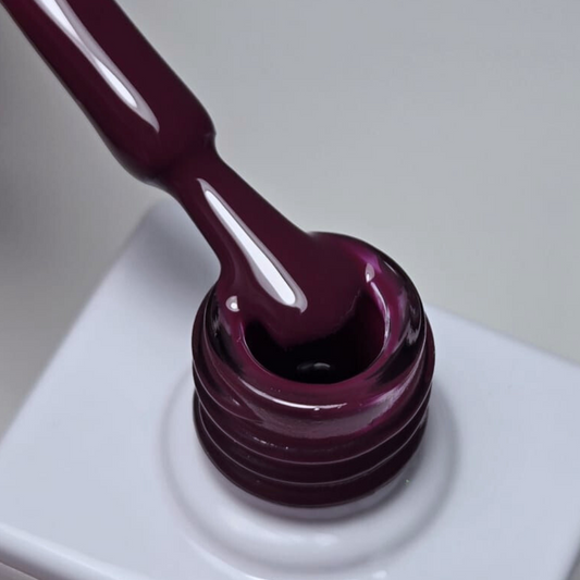 GARNET GEL POLISH