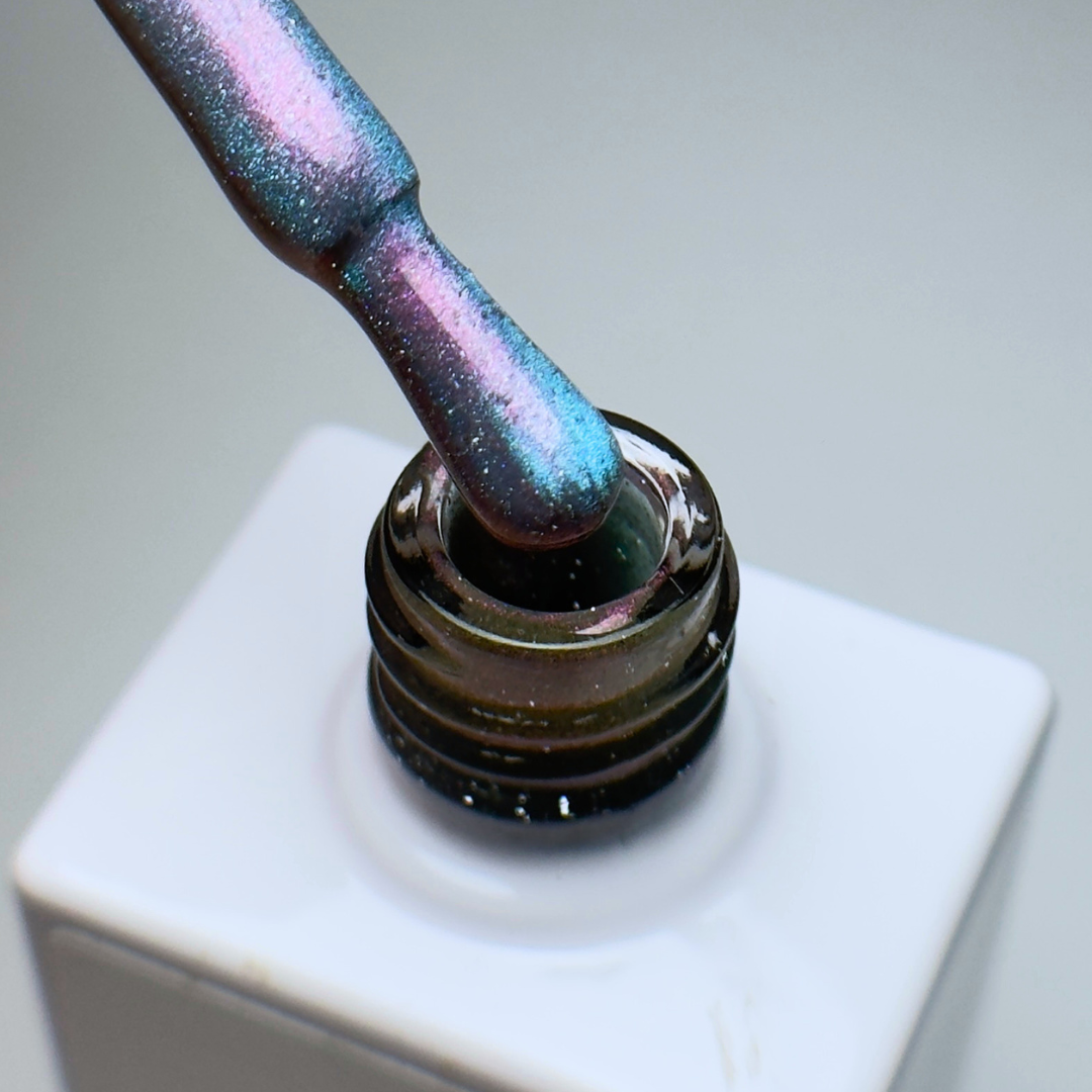 COSMIC CAT EYE