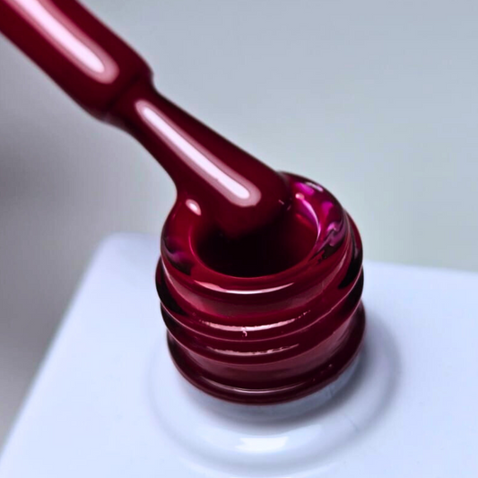 RUST RED GEL POLISH