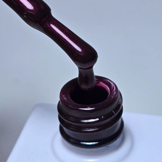 RED WINE GEL POLISH
