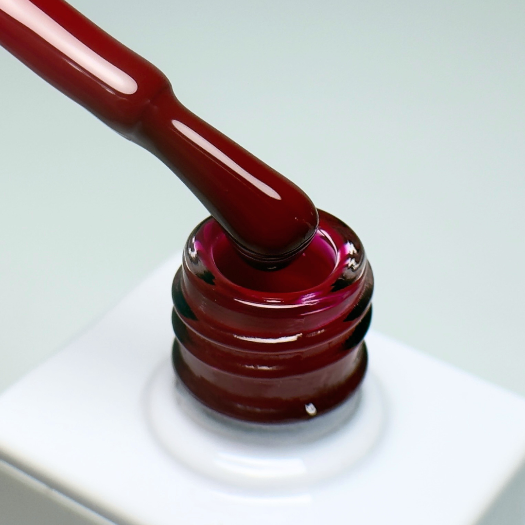 RED VELVET GEL POLISH