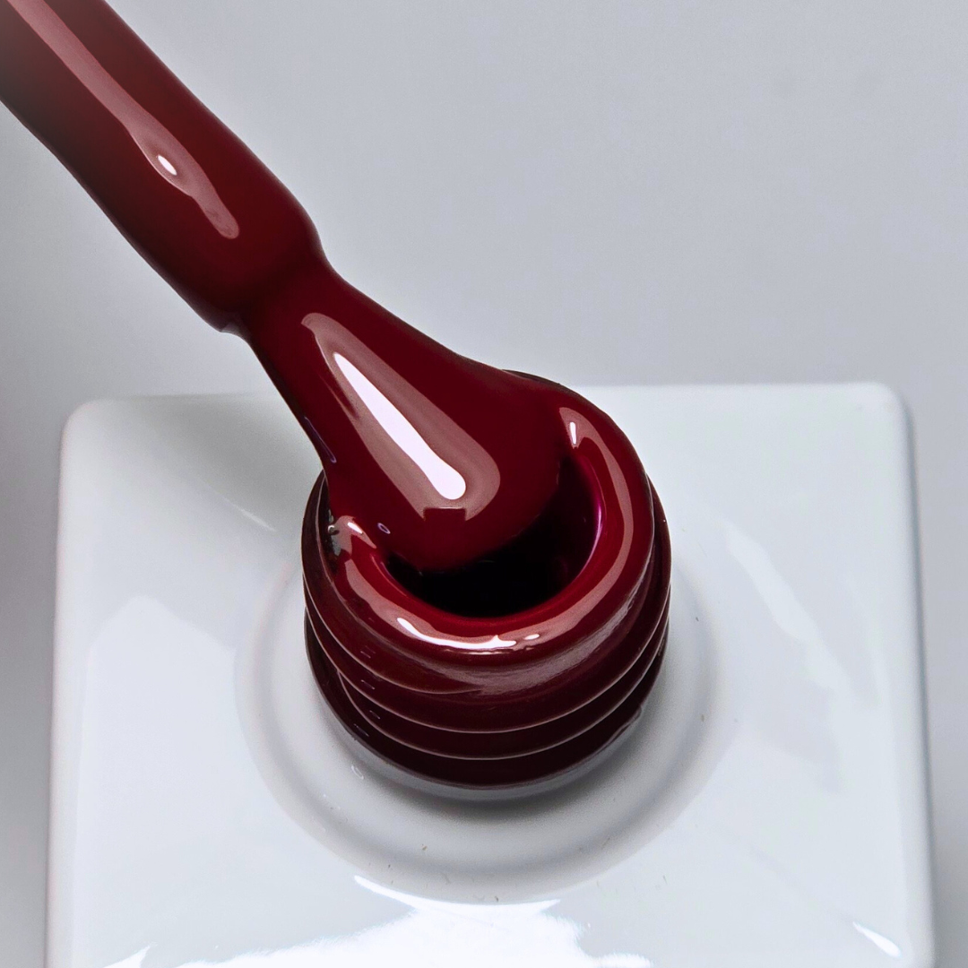 CHERRY GEL POLISH