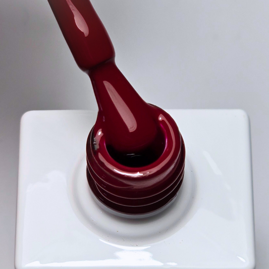 CHERRY GEL POLISH