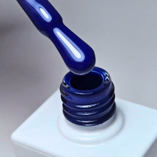 NAVY BLUE GEL POLISH