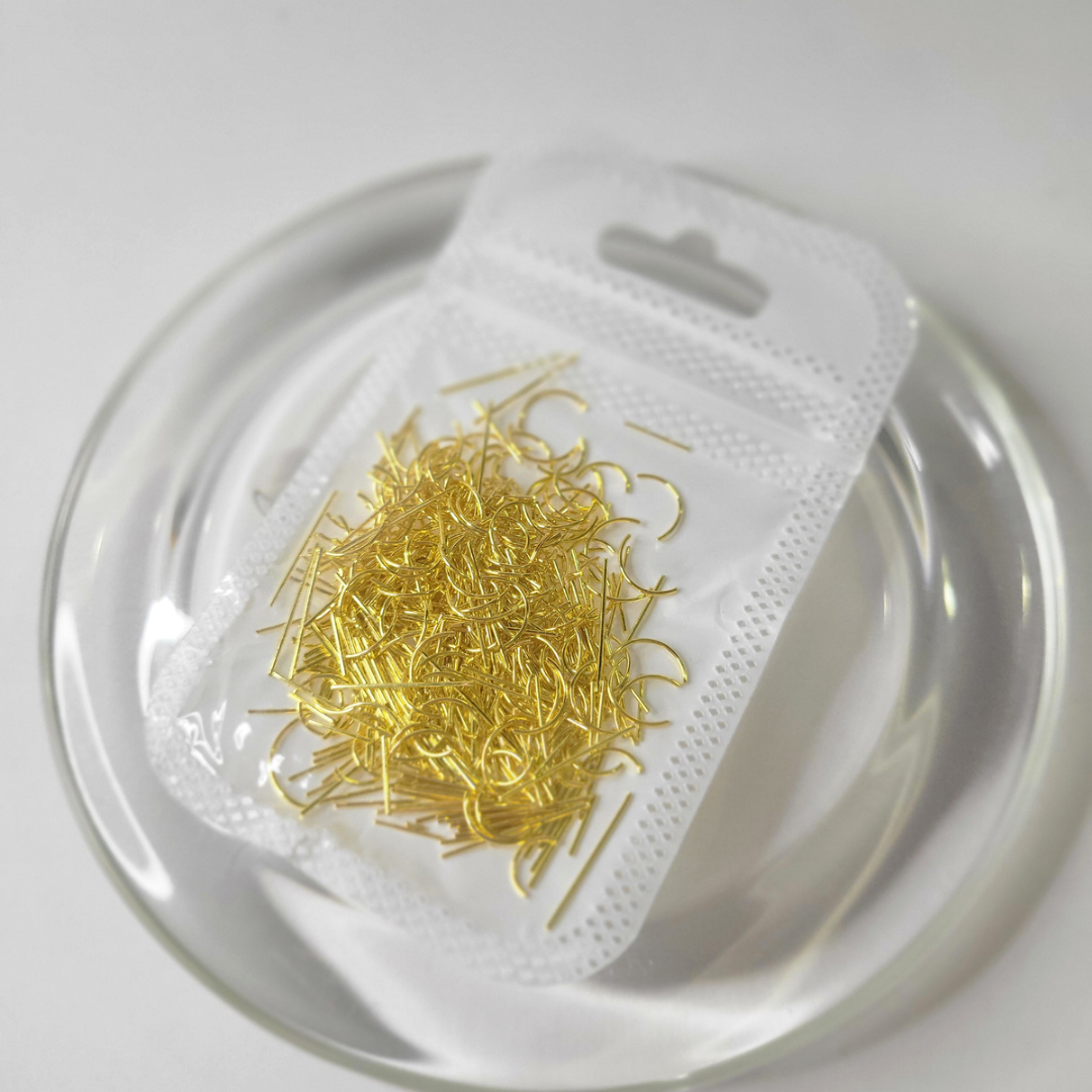 GOLD METAL ACCESORIES